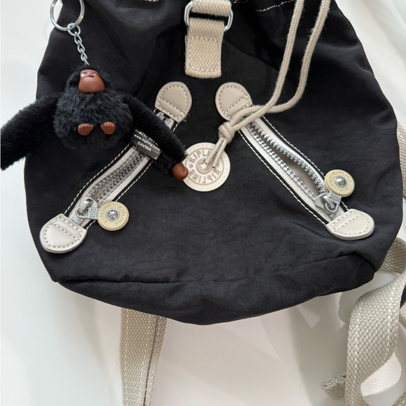 Small Kipling backpack - Picture 3 of 6